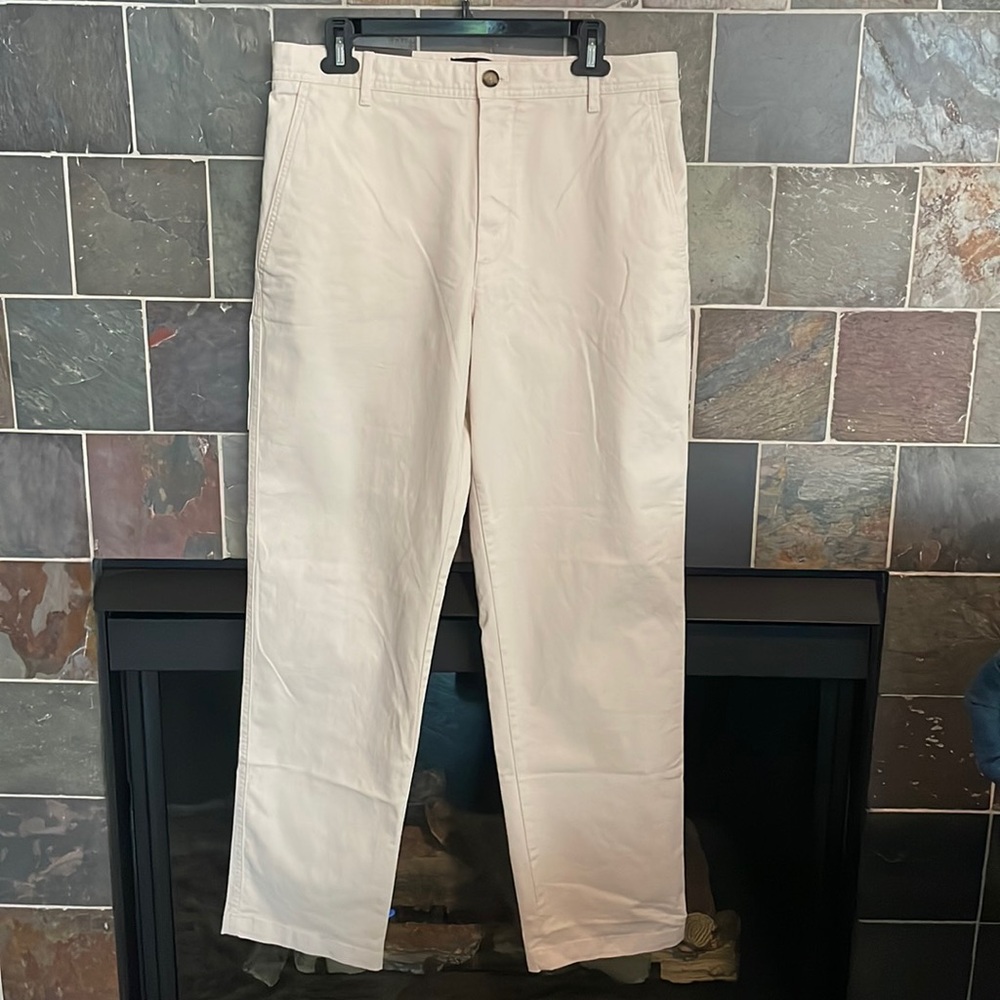 NWT Women’s banana republic, authentic chino, high rise